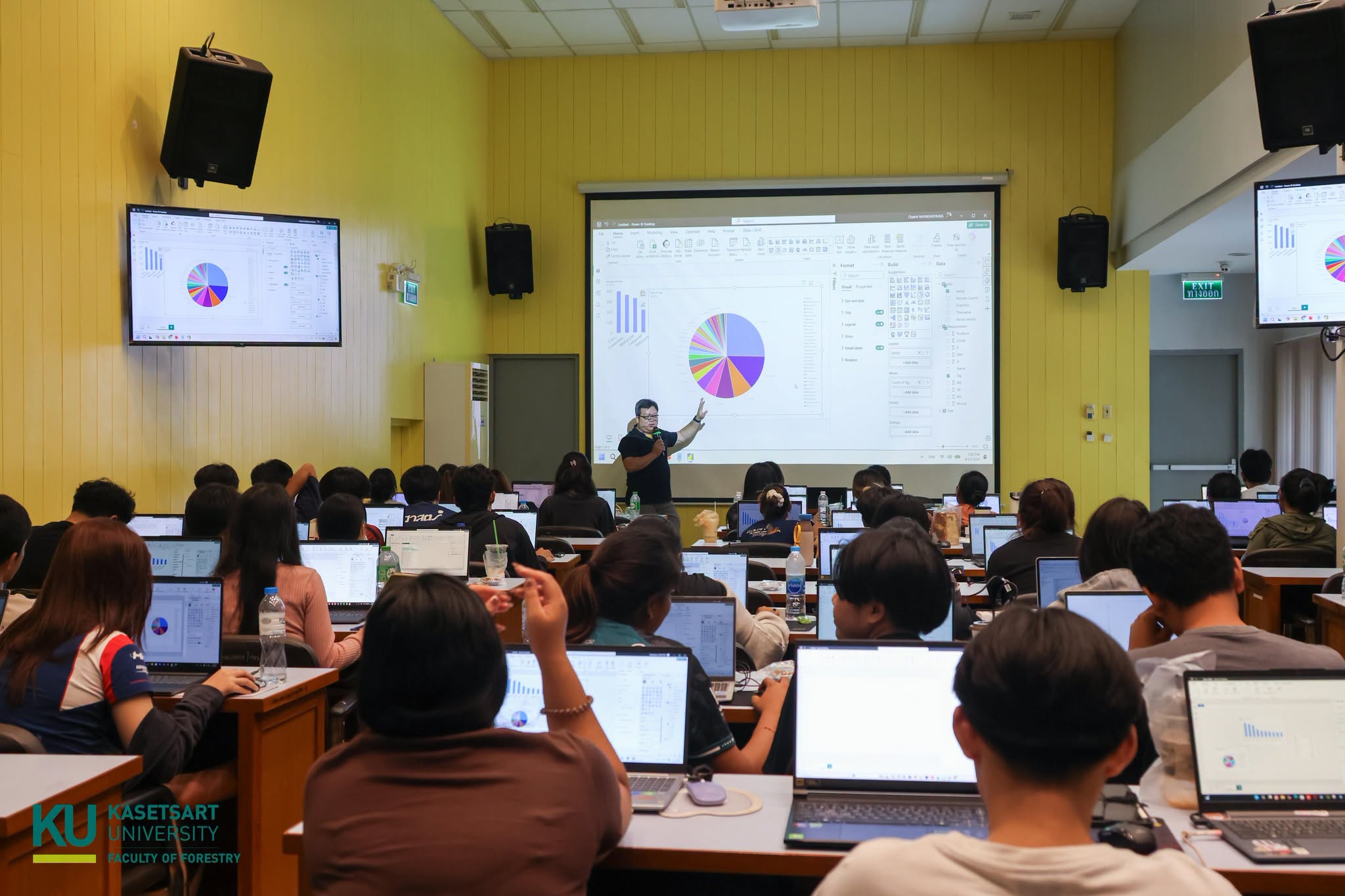 เสริมทักษะ Excel ให้นิสิตวนศาสตร์